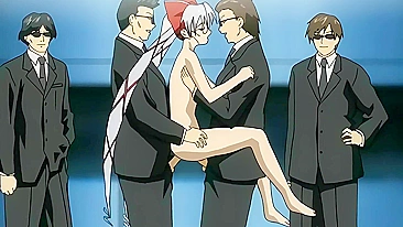 Garçonetes hentai brigam em gangbang, vencedora e perdedora levam rola.