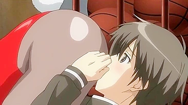 Hentai: Jogadoras de tênis em orgia louca na quadra de basquete.