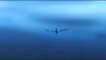 Médico usa poção de amor hentai em aluna, despertando tesão louco.