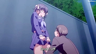 Ela é uma namorada pervertida que adora vibrador antes de foder de quatro.