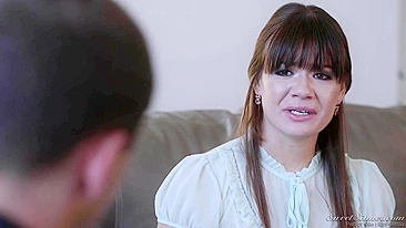 Doce Alison Rey mostra pro James Deen como ela é fogosa