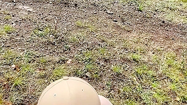 Foder a irmã em público na trilha? Seu safado filho da puta!