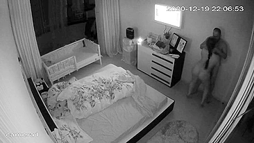 Vadia eslava pronta pra ser arrombada de pé em filme de câmera escondida