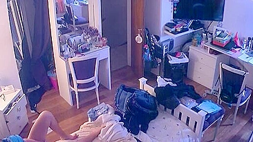 Ruivinha Francesa Jovem Pronta pra Mostrar o Cu em Câmera Escondida XXX