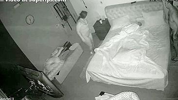 Foda impressionante em câmera espiã com magrinha de quatro