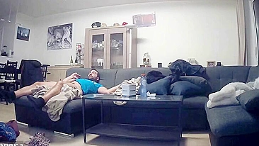 Meia-Irmã Australiana Pronta pra Foder o Irmão em Cena XXX de Cavalgada Louca