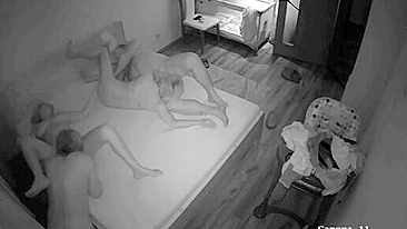 Cena europeia de foda com grupo swinger que ama teasing na cam IP