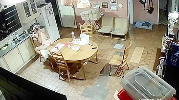 Filme de espião com meio-irmãos europeus tarados fodendo felizes