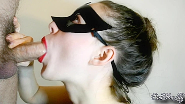 Irmã Safada Exibindo a Porra Dela