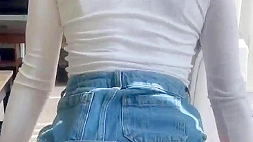 Namorada Amadora Cavalga no Estilo Vaqueira e Engole Porra em Pornô Caseiro