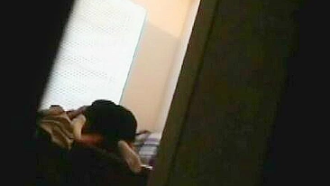 Espiando Minha Carona - Câmera Escondida em Cavalgada Caseira com Peitinhos