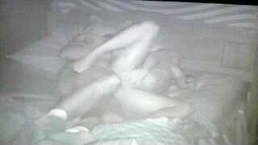 Novinha Flagrada em Creampie com Câmera Escondida e Orgasmo Amador