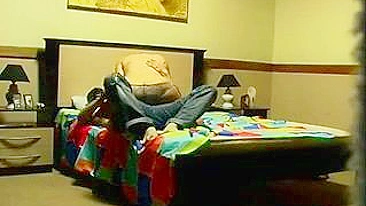 Me Espie - Amadora Morena de Quatro com Câmera Escondida