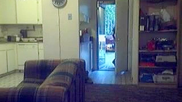 Espiando Gostosa Alta Gozando e Levando Palmadas na Câmera Escondida