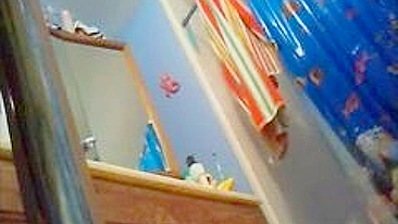 Espiando minha ex no banho sensual com câmera escondida