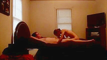 Espiadinha - Estudante Safada Transa Escondida com Morena Gostosa