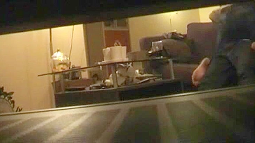 Casal Alemão Amador Flagrado Transando em Câmera Escondida!