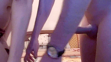 Loira Brasileira Cavalgando em Câmera Escondida