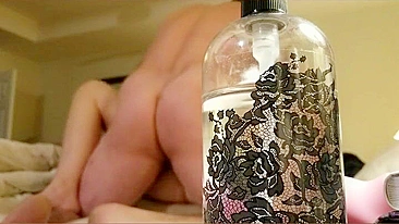 Desejos Secretos da Esposa Expostos - Foda Amadora em Câmera Escondida