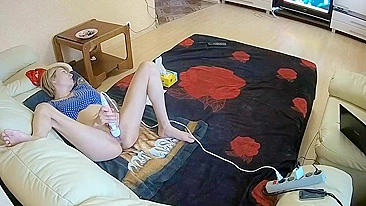 Esposa gostosa se toca até gozar loucamente