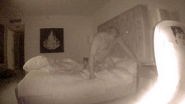 Esposa Amadora Chupando e Transando em Câmera Escondida