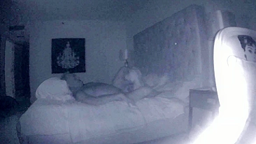 Loira Madura Faz Boquete Secreto na Cam