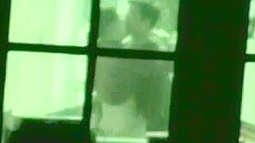 Espiando Putaria de Jovens em Câmera Escondida na Universidade Chinesa