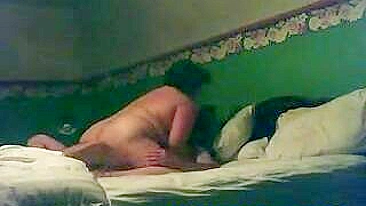 Espiando Minha Esposa Gostosa Cavalgando Selvagem