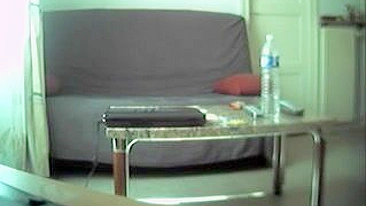 Espiando Vizinha Grávida de Quatro em Câmera Escondida