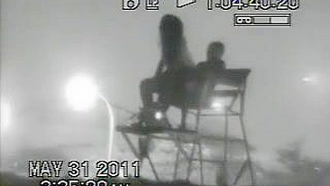 Exibida na Praia - Pornô Amador em Câmera Escondida no Memorial Day