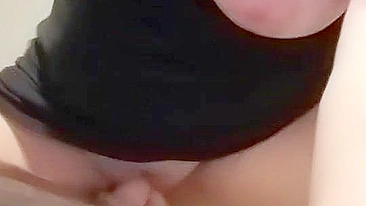 Masturbação Intensa com Brinquedos e Dupla Penetração