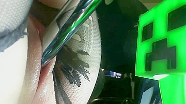 BBW Amadora Se Masturbando com Consolos em Meia-Calça Caseira