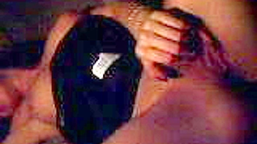 Amadora Morena Dedilhando a Buceta pra Brincar