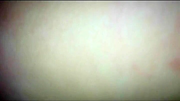 Masturbação caseira submissa com palmadas BDSM e consolo