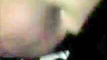 Loirinha Se Masturbando com Dildos Gigantes e Gemidos de Orgasmo