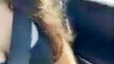 Morena Gostosa Gozando no Carro em Selfie Pública