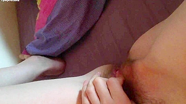 Belezas Naturais se Masturbando / Peitões e Buceta Peluda