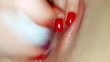 Esposa Gozando no Anal com Dildo e Lelo - Orgasmo Amador de Gordinha