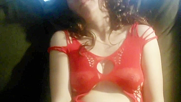 MILF Gozando Alto com Vibrador e Gemidos Fortes!