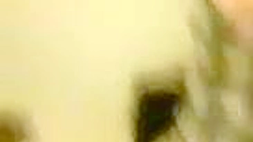 Masturbação insana com vadia peituda e brinquedos sexuais!