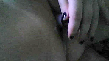 Selfies com Brinquedos - Masturbação Amadora Jorrando e Gemendo