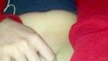 Novinha Safada Enlouquece com Escova e Consolo na Masturbação!