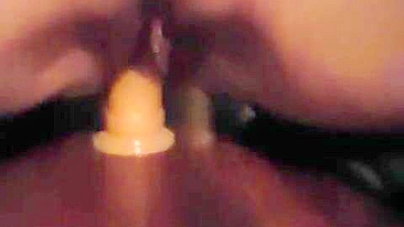 Namorada Amadora se Masturbando Alto com Consolo e Gozando