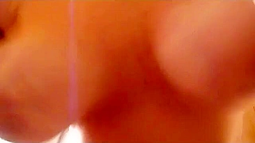 Gordinha Amadora Se Masturba com Consolo em Compilação Caseira