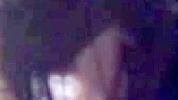 Asiática Amadora se Masturba em Casa com Dildo, Gemendo e Gozando