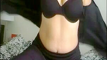 Madura Executiva Brincando com Brinquedos! BBW Amadora com Bunda Grande e Consolo