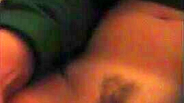 Namorada Morena Amadora Se Masturbando nas Férias em Casa