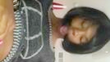 Novinha Negra Se Masturbando em Casa Até Gozar