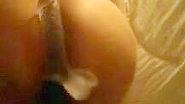 Amadora Estrela Pornô Se Masturba com Pepino e Consolo!