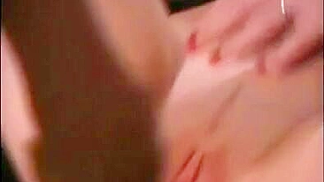 Casal Amador em Masturbação e Brincadeiras de Orgasmo em Casa